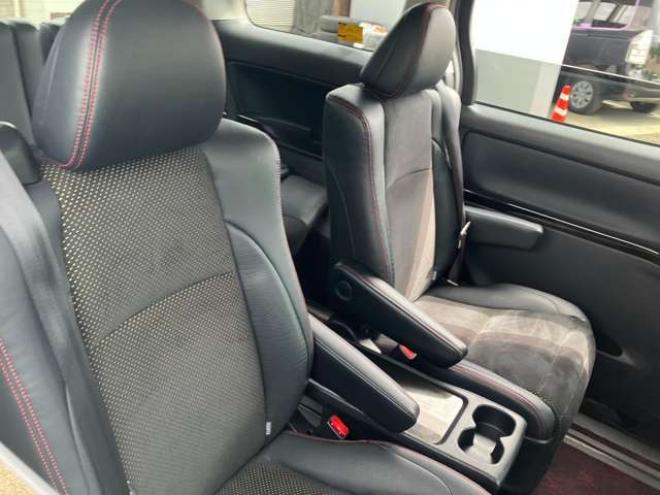 ヴェルファイア2.4 Z ゴールデンアイズII 4WD　 2400