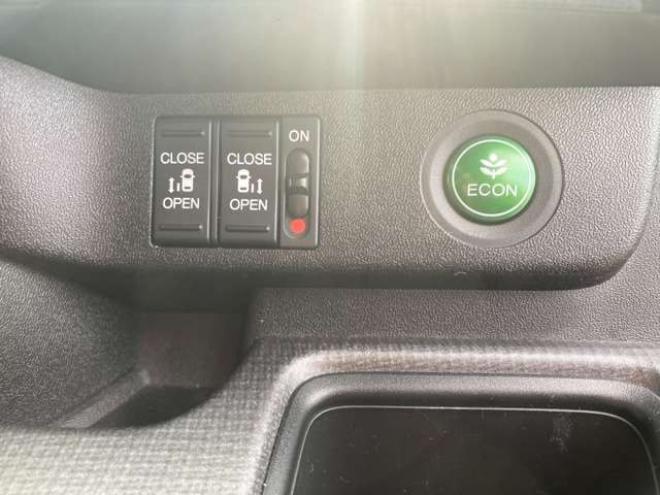 ステップワゴン1.5 スパーダ ホンダ センシング 4WD　 1500