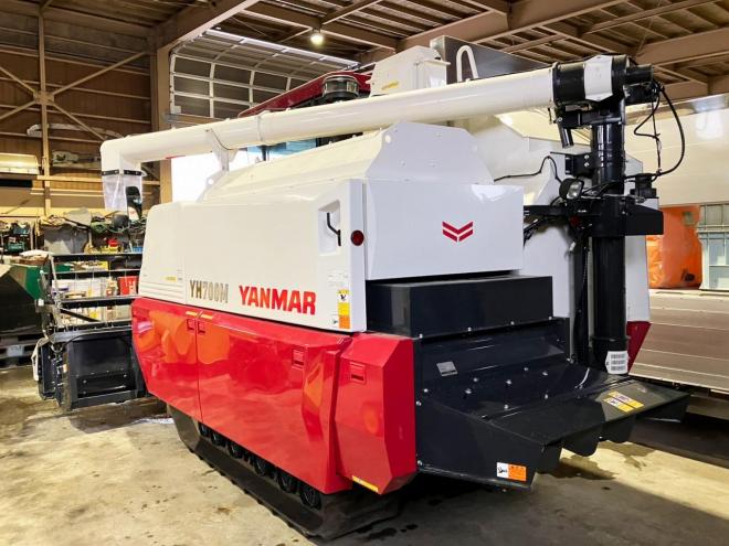 収穫機ヤンマー　未使用　コンバイン　YH700M　ワイドヘッダー2.6m仕様　農機具　作業機