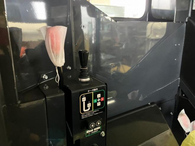 収穫機ヤンマー　未使用　コンバイン　YH700M　ワイドヘッダー2.6m仕様　農機具　作業機