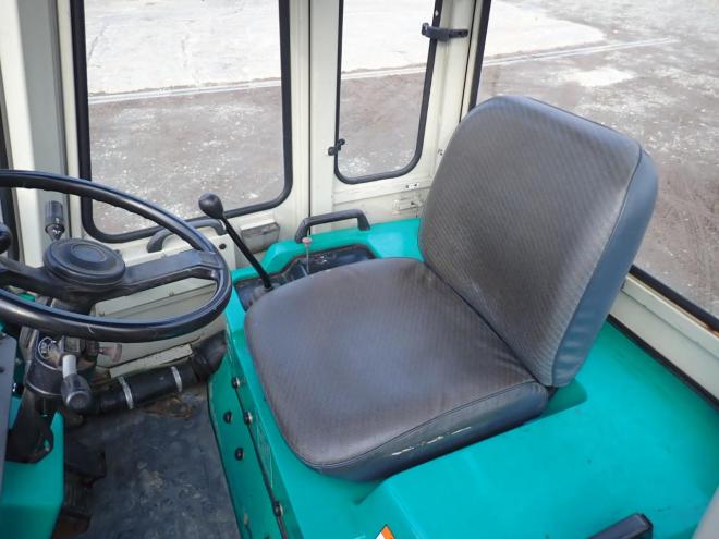 ホイールローダWA30-5E0　スノータイヤ　苫小牧ヤード 4WD