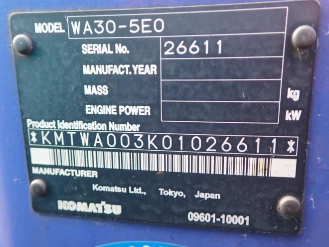 ホイールローダWA30-5E0　スノータイヤ　苫小牧ヤード 4WD