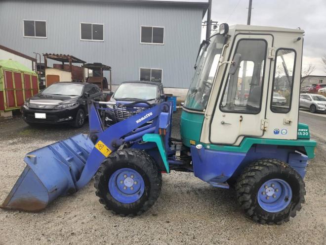 ホイールローダWA30-5E0　スノータイヤ　苫小牧ヤード 4WD