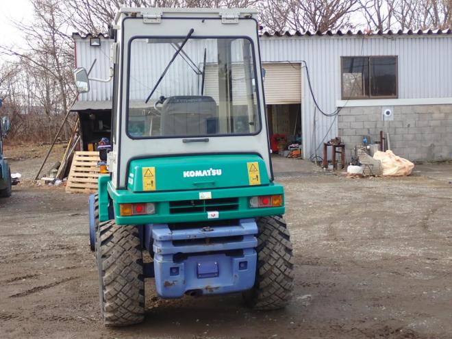 ホイールローダWA30-5E0　スノータイヤ　苫小牧ヤード 4WD