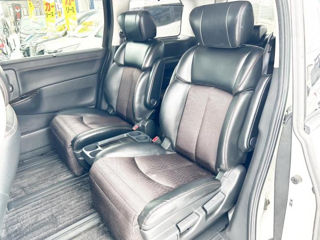 エルグランド250ハイウェイスターS 4WD　ローンが不安な方＜優遇ローン＞本州仕入 両側パワースライドドア　純正HDDナビ 4WD