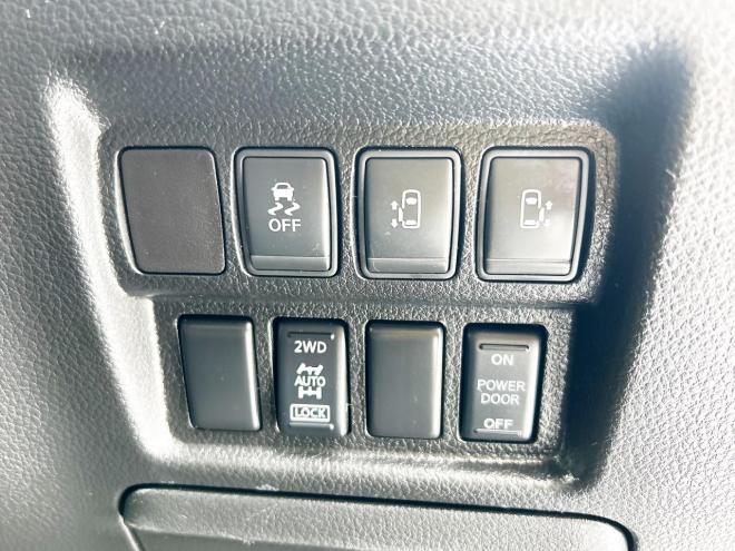 エルグランド250ハイウェイスターS 4WD　ローンが不安な方＜優遇ローン＞本州仕入 両側パワースライドドア　純正HDDナビ 4WD