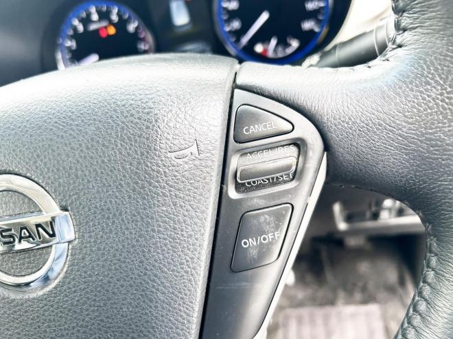 エルグランド250ハイウェイスターS 4WD　ローンが不安な方＜優遇ローン＞本州仕入 両側パワースライドドア　純正HDDナビ 4WD