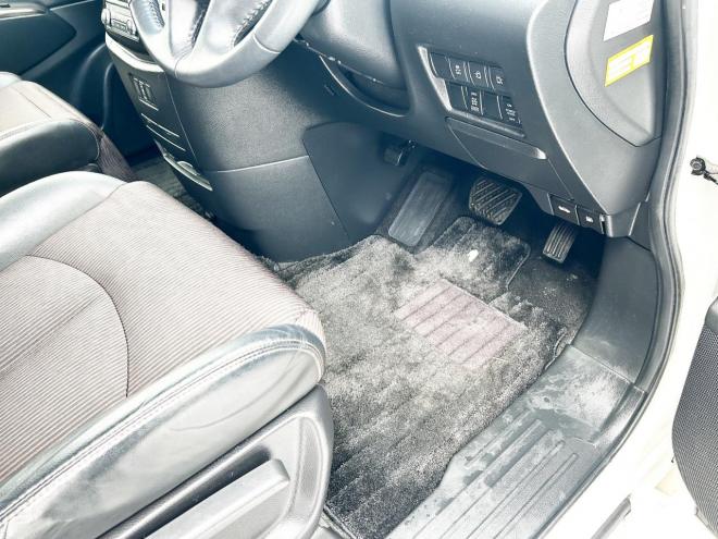 エルグランド250ハイウェイスターS 4WD　ローンが不安な方＜優遇ローン＞本州仕入 両側パワースライドドア　純正HDDナビ 4WD