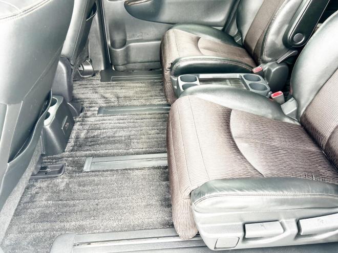 エルグランド250ハイウェイスターS 4WD　ローンが不安な方＜優遇ローン＞本州仕入 両側パワースライドドア　純正HDDナビ 4WD