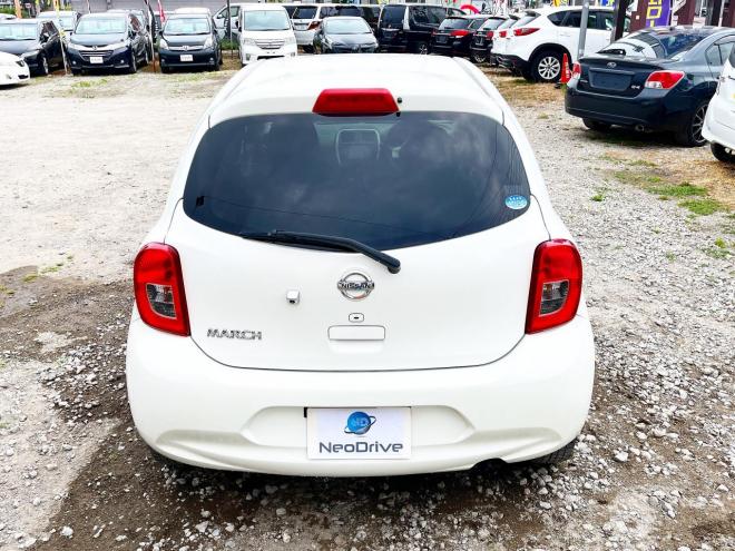 マーチ5ドア1.2X FOUR Vセレクション 4WD　ローンが不安な方＜優遇ローン＞　1年保証付 寒冷地仕様　純正ナビ