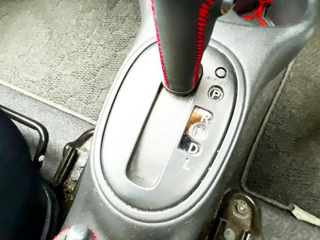 マーチ5ドア1.2X FOUR Vセレクション 4WD　ローンが不安な方＜優遇ローン＞　1年保証付 寒冷地仕様　純正ナビ