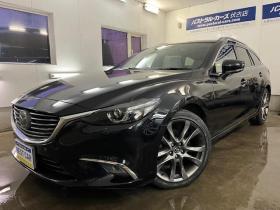 アテンザワゴン　ＸＤ　Ｌパッケージ　寒冷地仕様　禁煙車　スカイアクティブディーゼルターボ　純正１９インチＡＷ　社外１７ＡＷ＋スタッドレスタイヤ付　純正ナビ（地デジ　ＤＶＤ再生　Ｂｌｕｅｔｏｏｔｈ）＋バックカメラ　前後ドライブレコーダー　ヘッドアップディスプレイ　ＢＯＳＥサウンド　衝突軽減ブレーキ　レーダークルーズコントロール　車線逸脱警報　ＬＥＤヘッドライト　フロントガラス熱線　シートヒーター　ステアリングヒーター　横滑り防止装置　ＥＴＣ 4WD 2200 5Dr