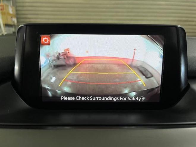 アテンザワゴンＸＤ　Ｌパッケージ　寒冷地仕様　禁煙車　スカイアクティブディーゼルターボ　純正１９インチＡＷ　社外１７ＡＷ＋スタッドレスタイヤ付　純正ナビ（地デジ　ＤＶＤ再生　Ｂｌｕｅｔｏｏｔｈ）＋バックカメラ　前後ドライブレコーダー　ヘッドアップディスプレイ　ＢＯＳＥサウンド　衝突軽減ブレーキ　レーダークルーズコントロール　車線逸脱警報　ＬＥＤヘッドライト　フロントガラス熱線　シートヒーター　ステアリングヒーター　横滑り防止装置　ＥＴＣ 4WD 2200 5Dr