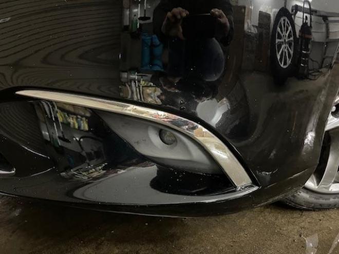 アテンザワゴンＸＤ　Ｌパッケージ　寒冷地仕様　禁煙車　スカイアクティブディーゼルターボ　純正１９インチＡＷ　社外１７ＡＷ＋スタッドレスタイヤ付　純正ナビ（地デジ　ＤＶＤ再生　Ｂｌｕｅｔｏｏｔｈ）＋バックカメラ　前後ドライブレコーダー　ヘッドアップディスプレイ　ＢＯＳＥサウンド　衝突軽減ブレーキ　レーダークルーズコントロール　車線逸脱警報　ＬＥＤヘッドライト　フロントガラス熱線　シートヒーター　ステアリングヒーター　横滑り防止装置　ＥＴＣ 4WD 2200 5Dr