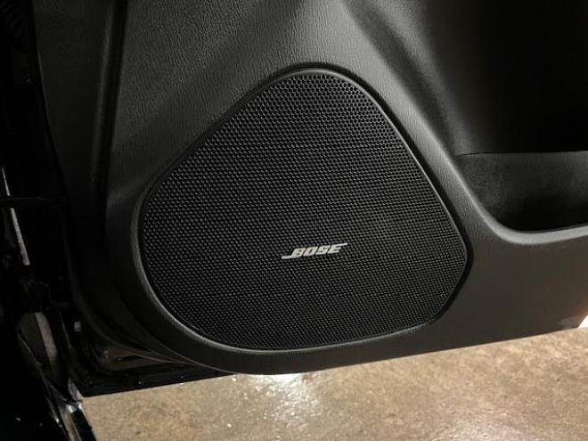 アテンザワゴンＸＤ　Ｌパッケージ　寒冷地仕様　禁煙車　スカイアクティブディーゼルターボ　純正１９インチＡＷ　社外１７ＡＷ＋スタッドレスタイヤ付　純正ナビ（地デジ　ＤＶＤ再生　Ｂｌｕｅｔｏｏｔｈ）＋バックカメラ　前後ドライブレコーダー　ヘッドアップディスプレイ　ＢＯＳＥサウンド　衝突軽減ブレーキ　レーダークルーズコントロール　車線逸脱警報　ＬＥＤヘッドライト　フロントガラス熱線　シートヒーター　ステアリングヒーター　横滑り防止装置　ＥＴＣ 4WD 2200 5Dr