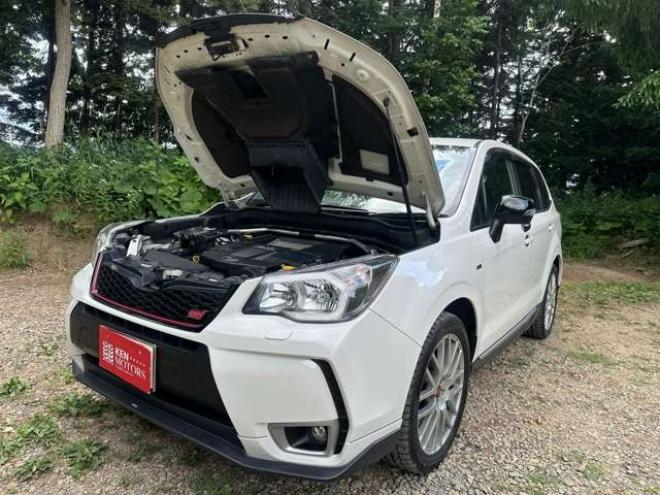 フォレスター2.0 tS 4WD　300台限定車/ターボ/社外ナビ/Bカメラ/電動リアゲート 2000