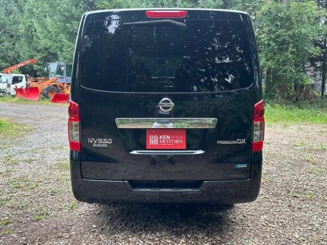 キャラバンNV350 2.5 プレミアムGX ロングボディ ディーゼルターボ 4WD　パワーウィンドウ　パワステ　社外ナビ　社外アルミ　ABS　キーレス　バックカメラ　エンジンスターター　ETC　リアヒーター　リアクーラー　盗難防止装置 2500