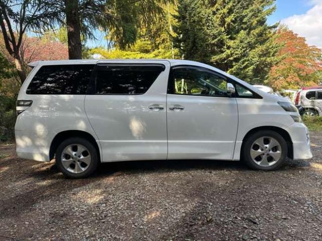 ヴェルファイア3.5 Z プラチナセレクションII 4WD　両側電動スライドドア　パワステ　パワーウィンドウ　ABS　クルーズコントロール　電動リアゲート　地デジナビ　バックカメラ　ETC　キーレス　純正アルミ　3列シート　後席モニター 3500