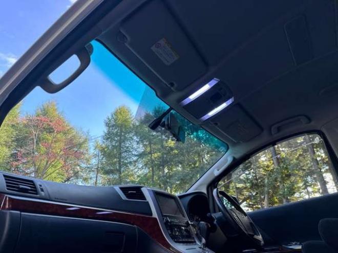 ヴェルファイア3.5 Z プラチナセレクションII 4WD　両側電動スライドドア　パワステ　パワーウィンドウ　ABS　クルーズコントロール　電動リアゲート　地デジナビ　バックカメラ　ETC　キーレス　純正アルミ　3列シート　後席モニター 3500