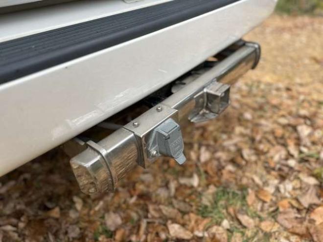 ランドクルーザー100 4.2 VXリミテッド Gセレクション ディーゼルターボ 4WD　ハイトコントロール　ヒッチメンバー　純正ナビ　バックカメラ　ベージュ革シート　シートヒーター　ETC　パワーウィンドウ　パワステ　サンルーフ　キーレスエントリー 4200