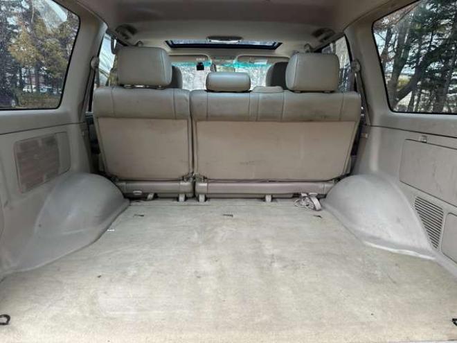 ランドクルーザー100 4.2 VXリミテッド Gセレクション ディーゼルターボ 4WD　ハイトコントロール　ヒッチメンバー　純正ナビ　バックカメラ　ベージュ革シート　シートヒーター　ETC　パワーウィンドウ　パワステ　サンルーフ　キーレスエントリー 4200