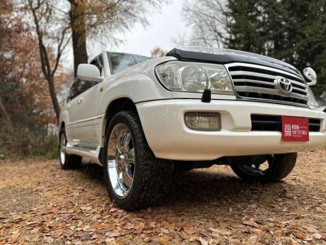 ランドクルーザー100 4.2 VXリミテッド Gセレクション ディーゼルターボ 4WD　ハイトコントロール　ヒッチメンバー　純正ナビ　バックカメラ　ベージュ革シート　シートヒーター　ETC　パワーウィンドウ　パワステ　サンルーフ　キーレスエントリー 4200