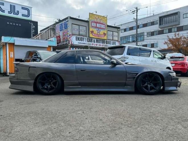シルビア2.0 K’sクラブセレクション　ターボ　社外アルミ　外エアロ　社外ハンドル　パワステ　パワーウィンドウ　社外LSDデフ　社外インタークーラー　社外タコ足　S14タービン　全塗装済 2WD 2000