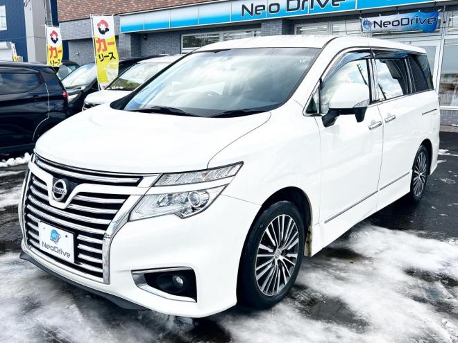 エルグランド2.5 250ハイウェイスター 4WD ローンが不安な方＜優遇ローン＞ 寒冷地仕様　純正ナビ　後席モニター　バックカメラ　両側パワースライド 4WD 2500 5Dr