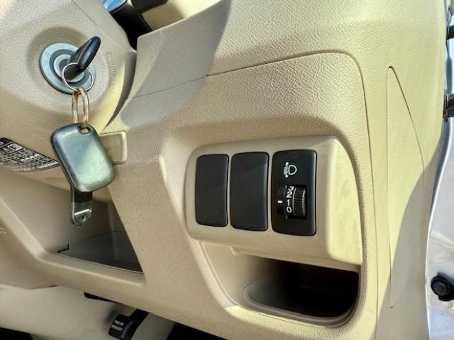 ライフＧ　４ＷＤ 4WD ６６０ ５Dr