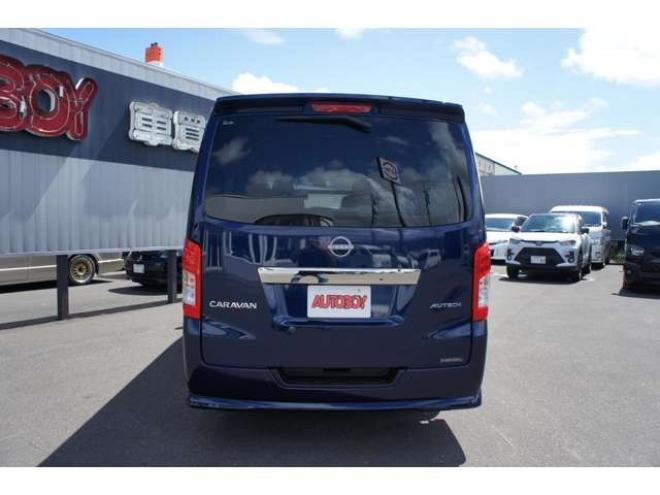 キャラバン2.4 AUTECH エクステリア セレクション ロングボディ ディーゼルターボ 4WD　エクステリアセレクション4WD　Bodyline新作17インチAW&薄型オーバーフェンダー&ベッドキットTYPE2　ヨコハマPARADA215/60R17 登録済未使用車 2400