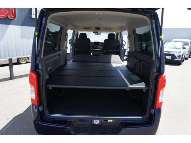 キャラバン2.4 AUTECH エクステリア セレクション ロングボディ ディーゼルターボ 4WD　エクステリアセレクション4WD　Bodyline新作17インチAW&薄型オーバーフェンダー&ベッドキットTYPE2　ヨコハマPARADA215/60R17 登録済未使用車 2400