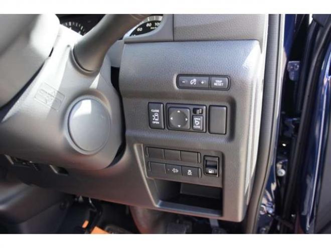 キャラバン2.4 AUTECH エクステリア セレクション ロングボディ ディーゼルターボ 4WD　エクステリアセレクション4WD　Bodyline新作17インチAW&薄型オーバーフェンダー&ベッドキットTYPE2　ヨコハマPARADA215/60R17 登録済未使用車 2400