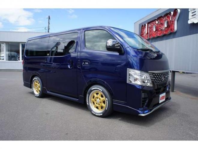 キャラバン2.4 AUTECH エクステリア セレクション ロングボディ ディーゼルターボ 4WD　エクステリアセレクション4WD　Bodyline新作17インチAW&薄型オーバーフェンダー&ベッドキットTYPE2　ヨコハマPARADA215/60R17 登録済未使用車 2400