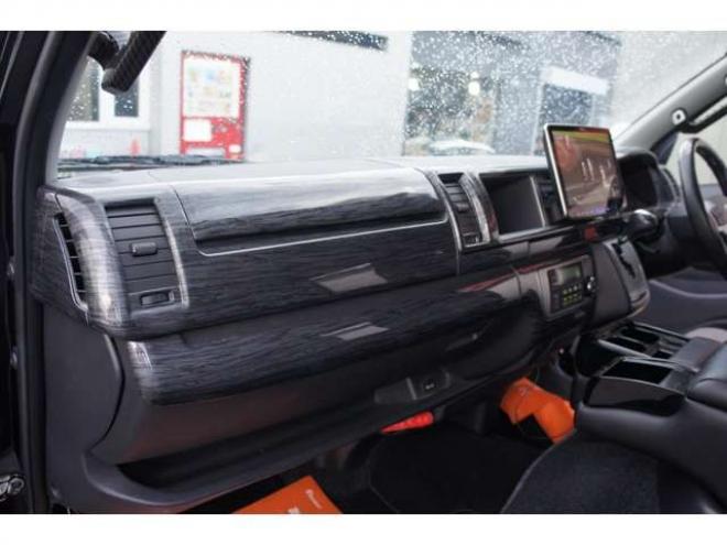 ハイエース2.7 GL ロング ファインテックツアラー 4WD　415COBRA　ファントムヘッドライトシステム&フェイスリフトキット&F/S/R/ルーフスポ/ボンネット/プレステージテールランプ&バッドラッカーSD-6プレミアムフォージッド18インチAW　TOYO　H30　225/50R18 2700