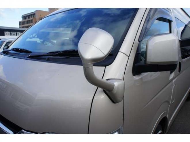 ハイエースバンスーパーロングHR　8人乗りキャンピング4WD　走行充電&外部充電&サブバッテリー　　　&FFヒーター&冷蔵庫&シンク&給排水　アルパインBIG-X&フリップダウン　415COBRAフロントリップ&バッドラッカー17AW　デジタルインナー　全方位カメラ 2700