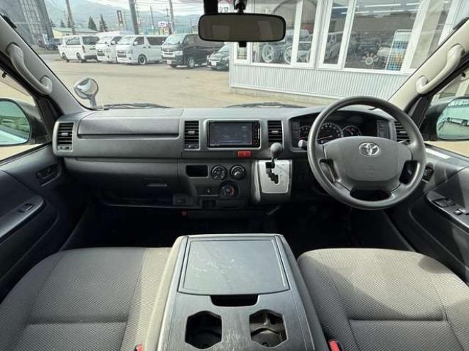 ハイエースバン2.8 DX ロング ディーゼルターボ 4WD　寒冷地仕様　415COBRA　丸目ヘッドライトキット　サファイアフロントリップスポイラー　ENCB16インチアルミ　トーヨーオープンカントリー　リアヒーター　リアエアコン 2800