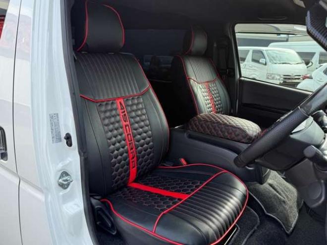 ハイエースバン2.8ダークプライムIIマルチロールトランスポータータイプIロングディーゼルターボ4WD　寒冷地仕様　ワンオーナー　ESSEX　ENCM17インチアルミ　ヨコハマパラダ　ESSEXフロントリップスポイラー　ローフォルムフェンダー　ローダウン　パワースライドドア　LEDテールランプ 2800