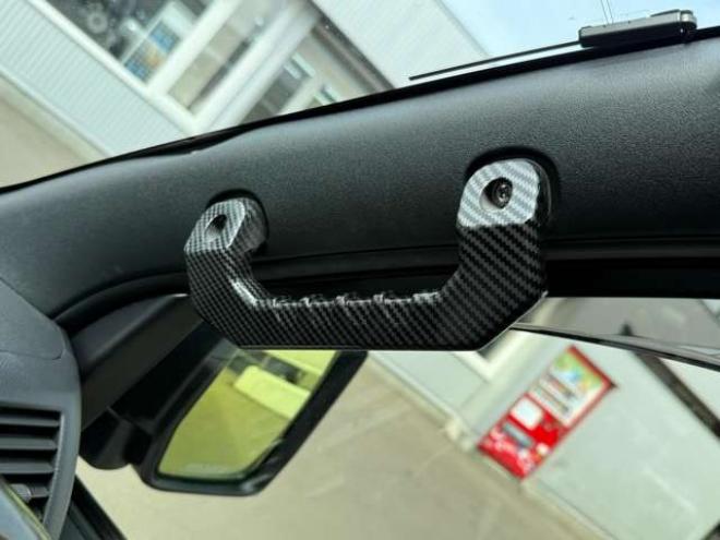 ハイエースバン2.8ダークプライムIIマルチロールトランスポータータイプIロングディーゼルターボ4WD　寒冷地仕様　ワンオーナー　ESSEX　ENCM17インチアルミ　ヨコハマパラダ　ESSEXフロントリップスポイラー　ローフォルムフェンダー　ローダウン　パワースライドドア　LEDテールランプ 2800