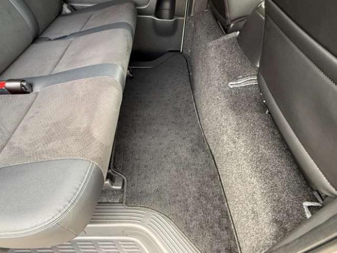 ハイエースバン2.8 スーパーGL ダークプライムII ロングボディ ディーゼルターボ 4WD　ワンオーナー 寒冷地仕様 パノラミックビューモニター デジタルインナーミラー 415COBRA CL-3フロントリップ CL-2サイドステップ　CL-ステップリアバンパー　ステージ2　バッドラッカー18インチアルミ　トーヨーH30 2800