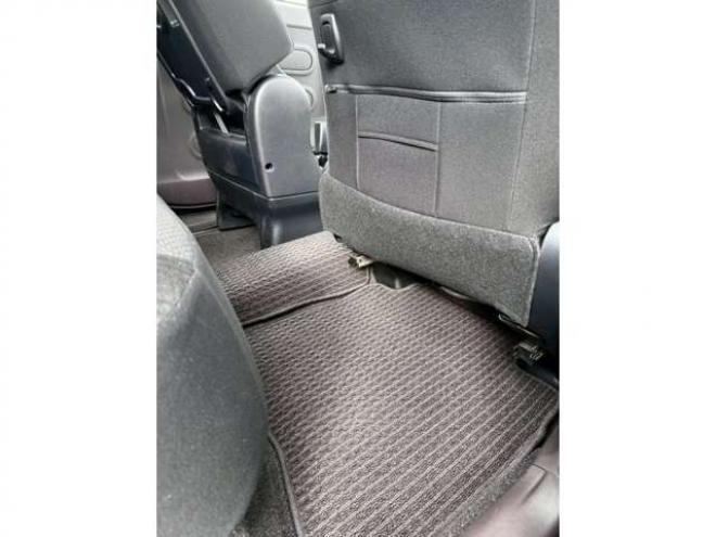 スペイド1.5 G 4WD　トヨタセーフティセンス　プッシュスタート　ナビ　バックカメラ　フルセグTV シートヒーター　ステアリングヒーター　ワイパーデアイサー　パワースライドドア 1500