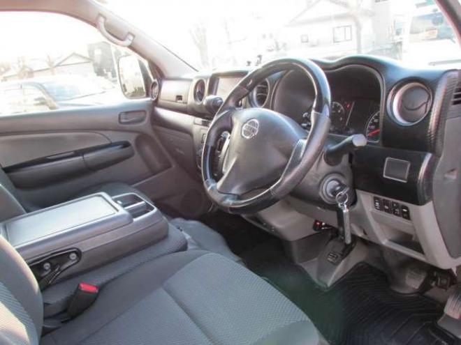 キャラバンNV350 2.5 DX スーパーロングボディ ハイルーフ ディーゼルターボ 4WD　パートタイム4WD/ETC/フルセグTV/バックカメラ/キーレス/純正エンジンスターター/両側スライドドア 2500