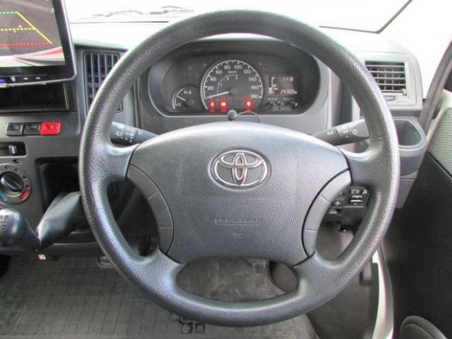 タウンエースバン1.5 GL 4WD　パートタイム4WD　ディスプレイオーディオ　リアヒーター　リアフォグ　GRIPMAX　MUDRAGE　M/Tホワイト　アイドリングストップ　横滑り防止　　フローティングビッグCarPlay対応　Bluetooth　社外14インチAW 1500