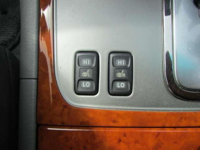 ランドクルーザー100 4.2 VXリミテッド Gセレクション ツーリングエディション ディーゼルターボ 4WD　クルーズコントロール/シートヒーター/パワーシート/ETC/社外ナビ/フルセグTV/バックカメラ/ヒッチメンバー/GANADORマフラー 4200