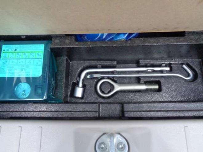 デイズS 4WD　純正ナビ　フルセグ　キーレス 660