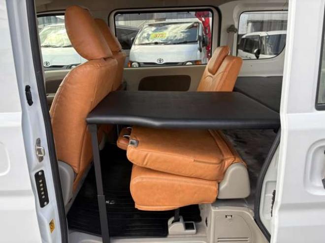 エブリィジョイン ターボ ハイルーフ 4WD　革調シートカバー　Body Lineベッドキッド　デイトナ15インチAW　キーレス　バックカメラ　Panasonicメモリナビ　Bluetooth　FM/AM　横滑り防止　衝突被害軽減システム　フォグランプ 660