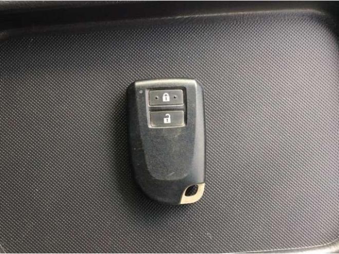 ハイエースバン2.8 スーパーGL ロング ディーゼルターボ 4WD　リアヒーター&クーラー　プッシュスタート　スマキー　ステアリングスイッチ　オートハイビーム　パノラミックビューモニター　純正ナビ　フルセグTV　ドラレコ　ETC　インナーミラー　横滑り防止　フロントフォグ 2800