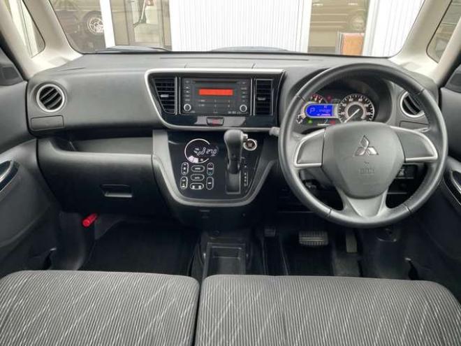 eKスペースG セーフティ パッケージ 4WD　プッシュスタート　スマートキー　電動スライドドア(左)　360°カメラ　バックカメラ　シートヒーター　エンジンスターター　純正オーディオ 660