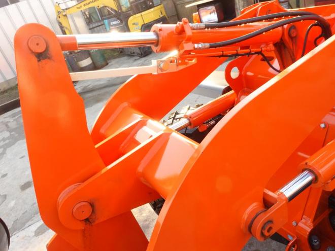 ホイールローダ日立 　ZW80S-5B　バケット容量0.9m3