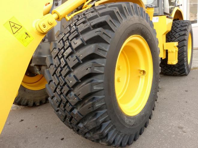 ホイールローダコマツ WA40-8　バケット容量0.5m3　