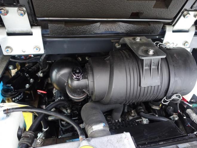 ホイールローダコマツ WA40-8　バケット容量0.5m3　